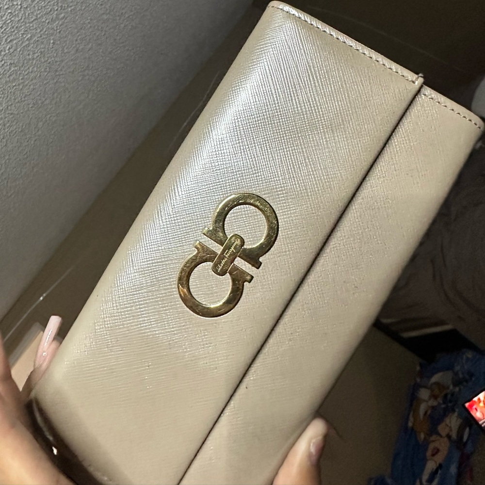 Salvatore Ferragamo TAN Saffiano Leather Continental Wallet AUTHENTIC